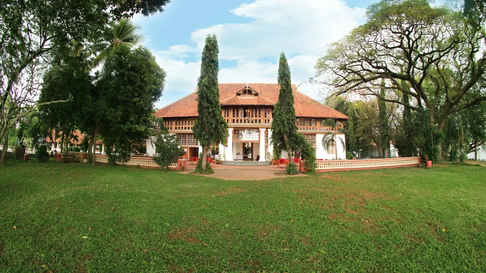 Bolgatty Palace & Island Resort Kochi