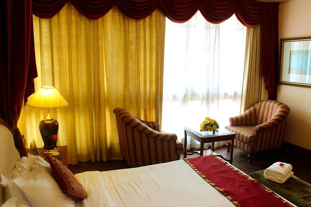 ***  Bolgatty Palace & Island Resort Kochi India