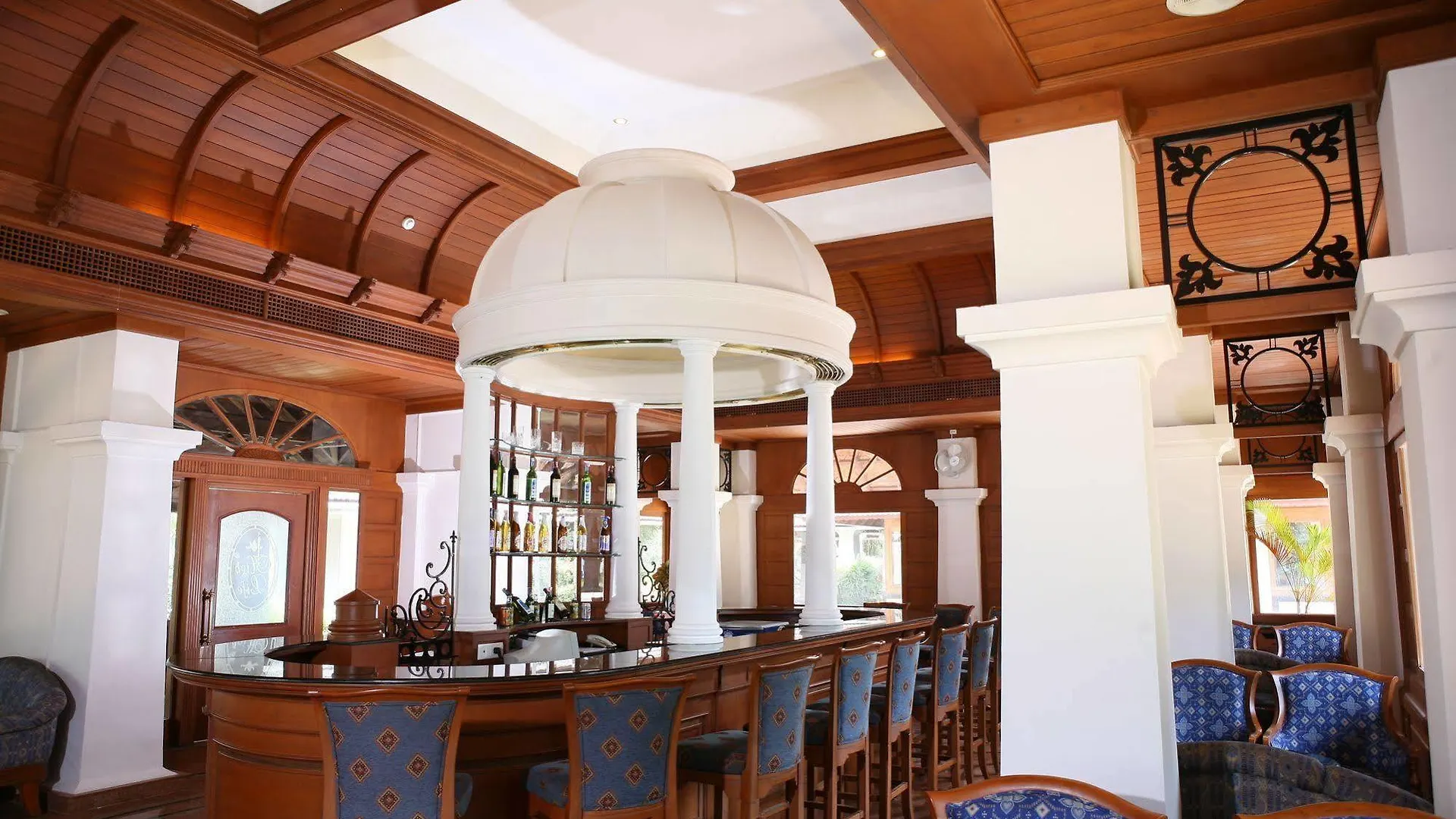 Bolgatty Palace & Island Resort Kochi India